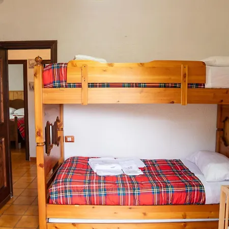 Le Terrazze Chalet Vakantiehuis Serrone